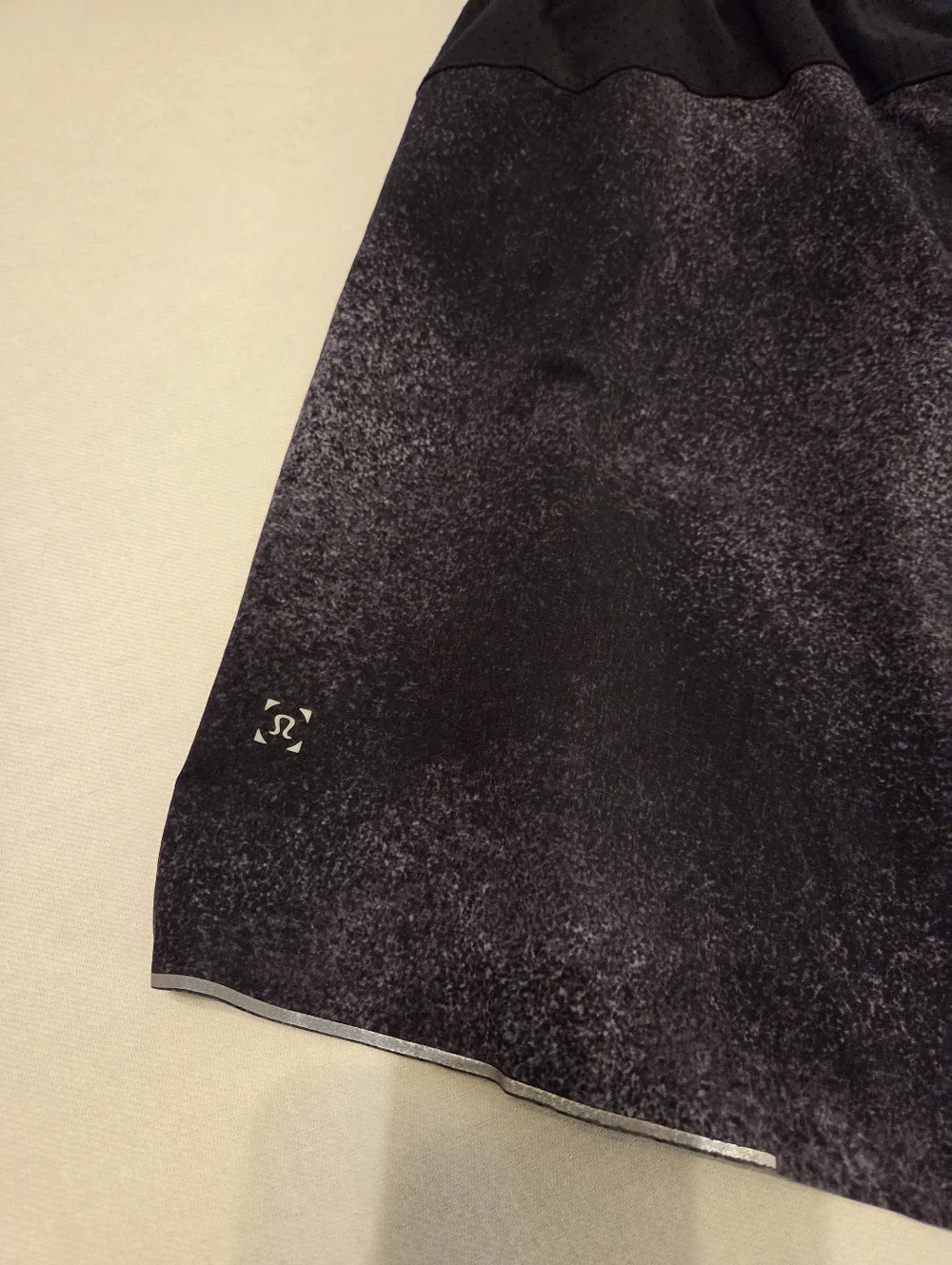 LULULEMON Surge Ocean Spray Ice Black/Grey 6